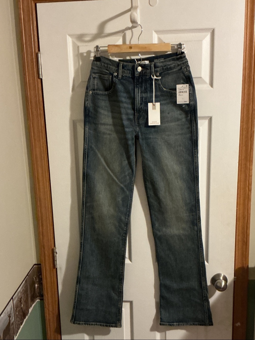 Good American Women's Bootcut Jeans in Dark Blue Wash